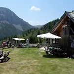 아파트 Ahorn By Interhome Feistritz im Rosental
